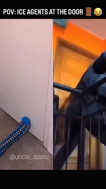 ICE agents at the door 🚪