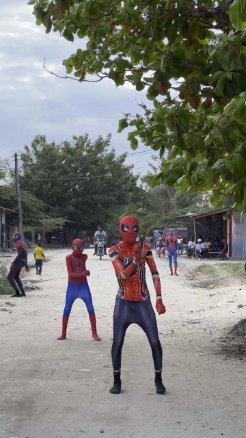 How many spidermen joined 😍