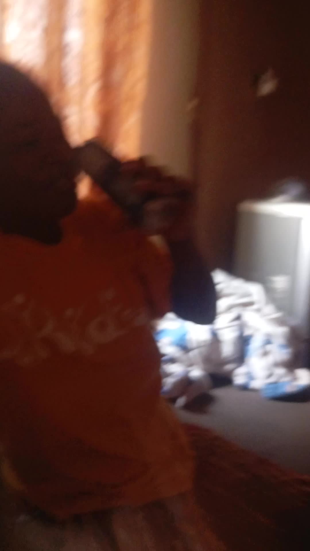 She wants to get value for her money 💰 😂