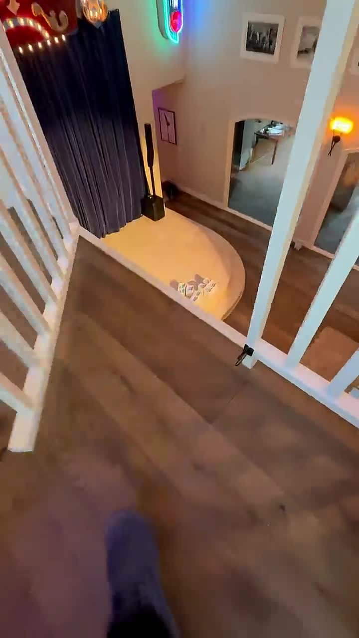 You have never seen a house like this!! 🤯