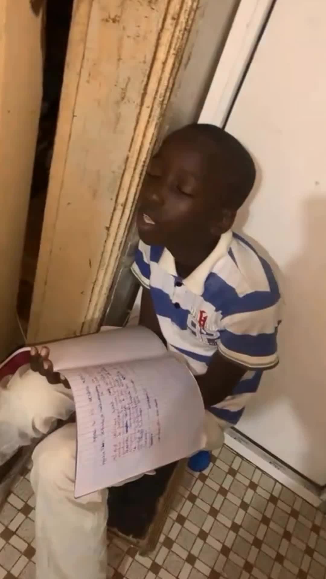 Ni mwendo wa Nyuzi tuu😀