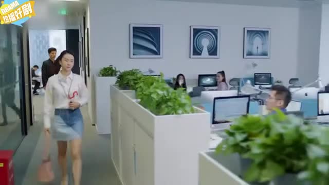 FULL The bullies forced the girl to resign but they didn't know she was the president's fiancée!