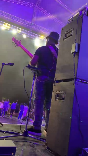 Sam Bass Playing Victorious By Zoravoh