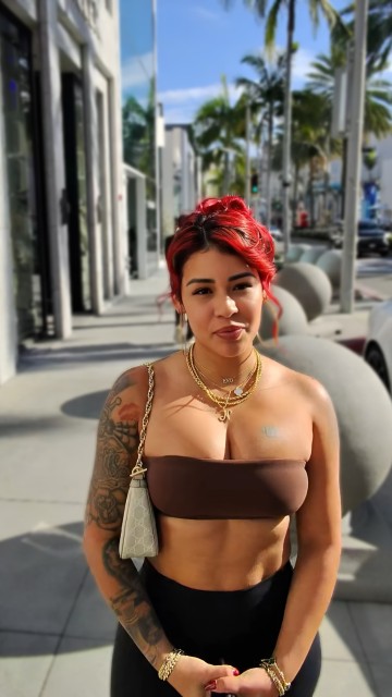 She has a bright future behind her 😊