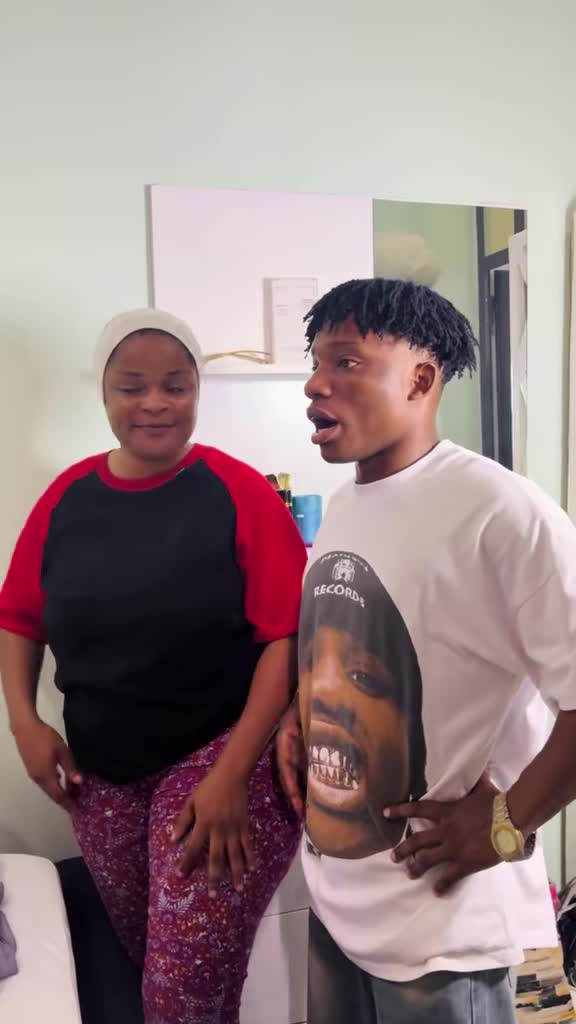 Eti haoni 😂😂😂😂