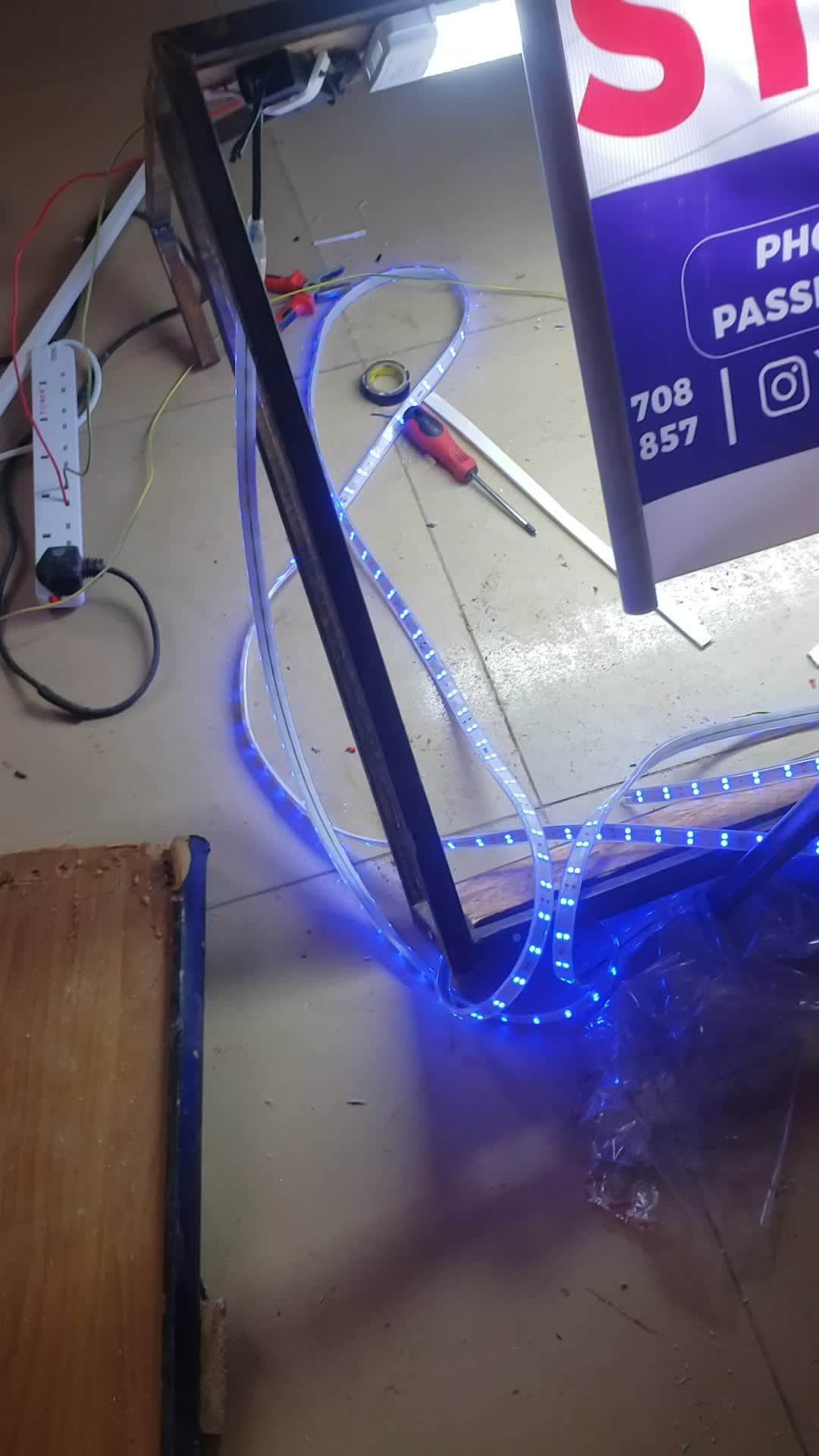 Banner backlogged lights