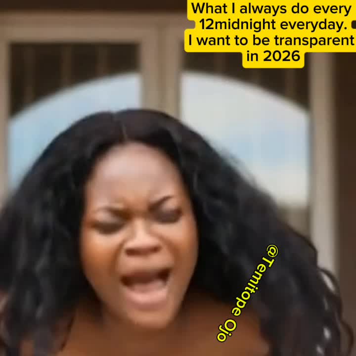 Midnight screaming👁