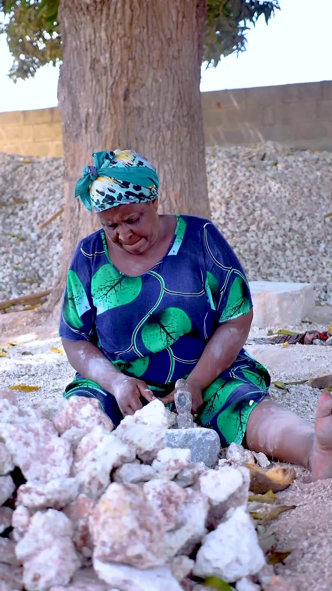 mwanamke ni mtu na nusu