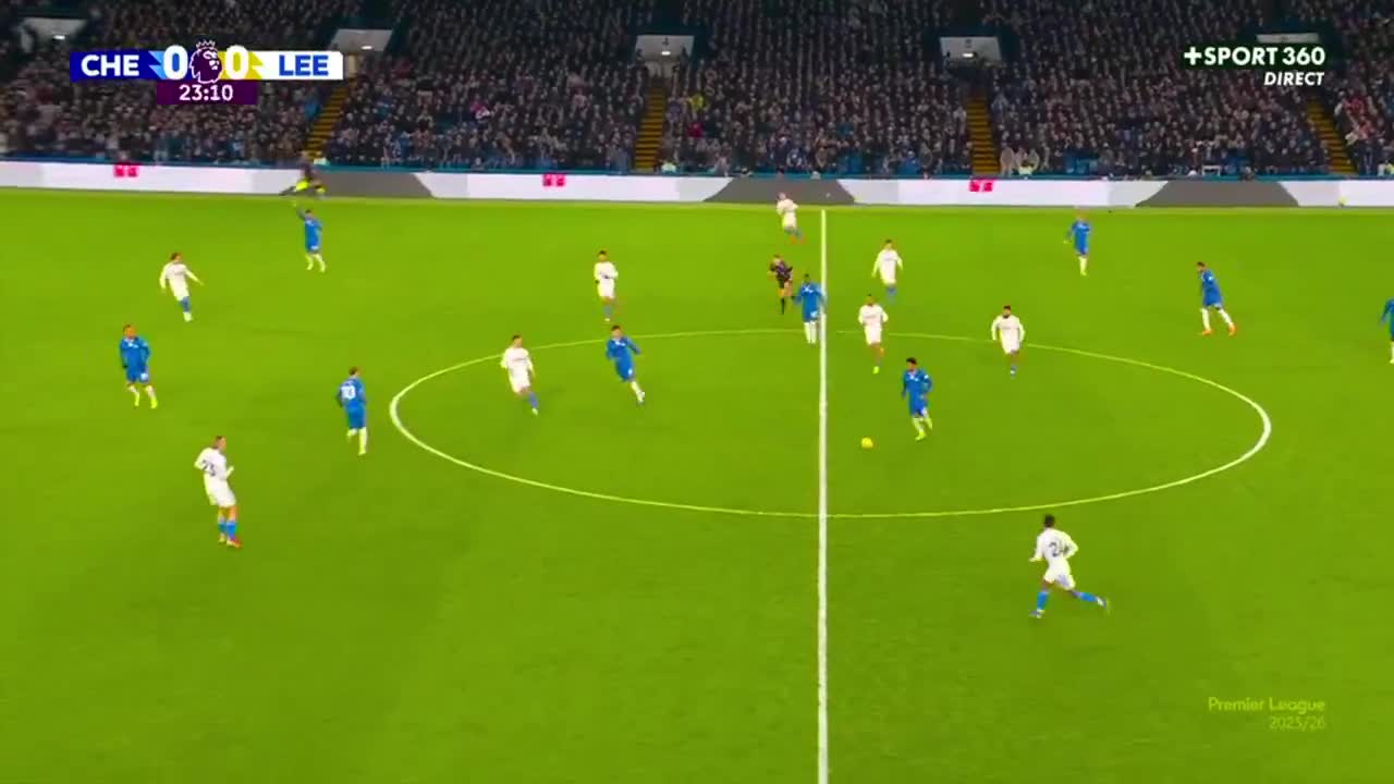 The moment João Pedro gave Chelsea the lead 🥅