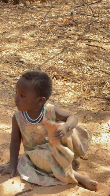 Hadzabe kids 😍