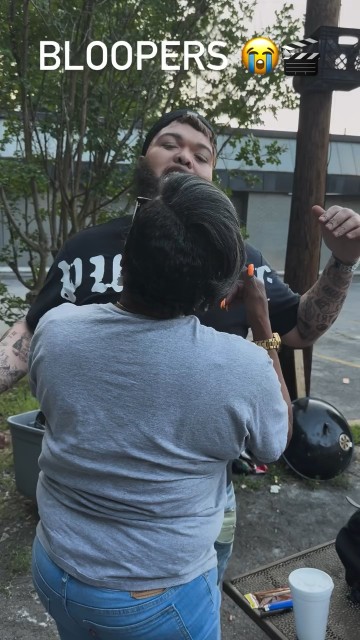 White dude in the hood2 😂