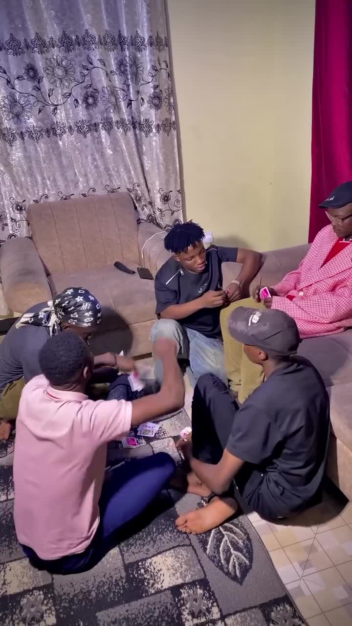 What is going on 😂😂😂😂