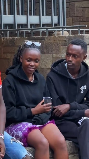 Hapa ni kumoto😂😂