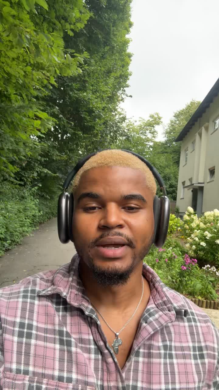 First view of my face here 🥰