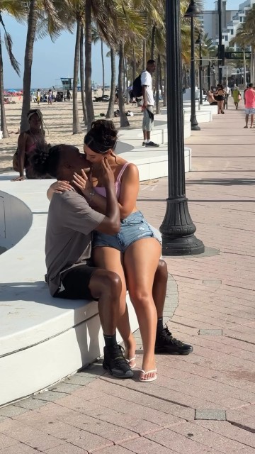 I dont even know you!!!! 😳