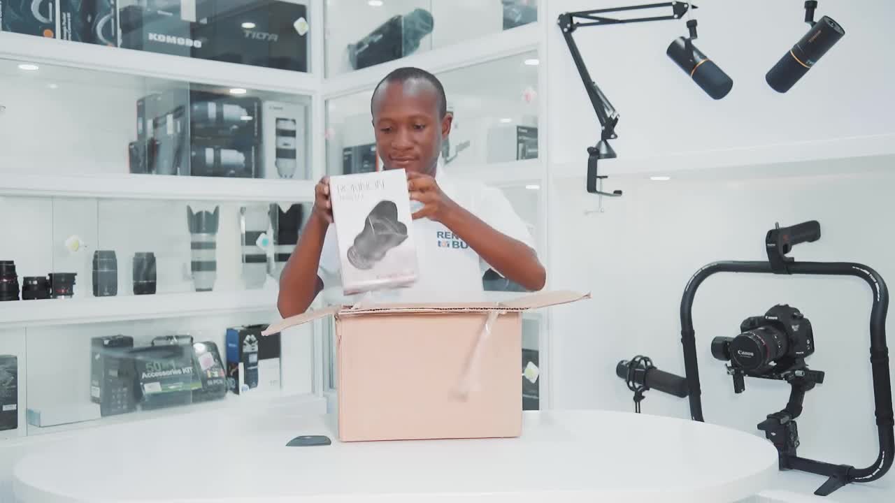 New Rokinon 24mm,35mm,50mm,85mm T1.5 Cine DS Lens for Canon EF