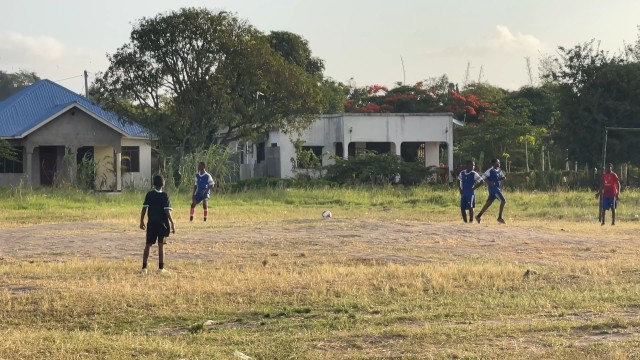 njo nahuku kunavipaji