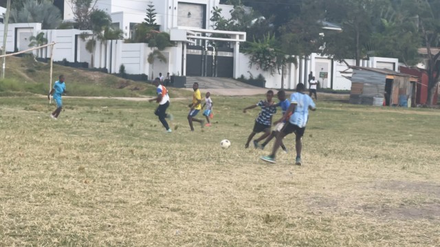 vijana wangu wanapiga kazi