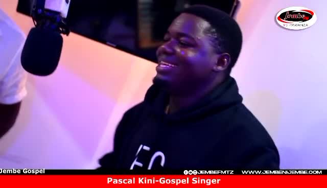 Usilie ft Daniel maguge