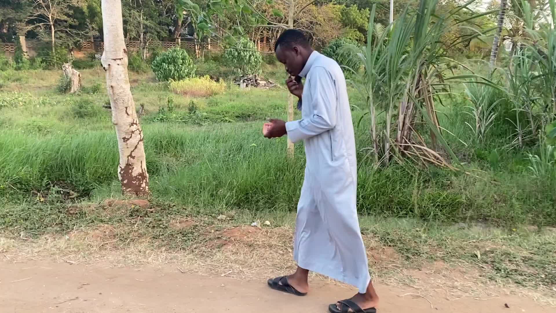 NIMEKOMA MBABA WA WATU 😂😂😂😂😂😂 #comedia #kenyantiktok #tanzaniatiktok #kenya #tanzania #funnyvideos